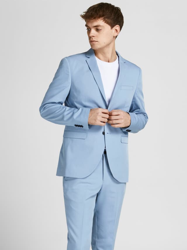 CLASSIC BLAZER